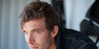 Cartel de Chispas y pasatiempos