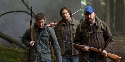 Cartel de How to Win Friends and Influence Monsters