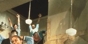 Cartel de Gonna Learn How to Fly, Part 1