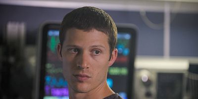 Cartel de Complications