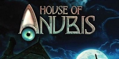 Cartel de House of Secrets