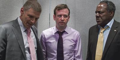 Cartel de Omega Hour