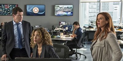 Cartel de Throwing Shade