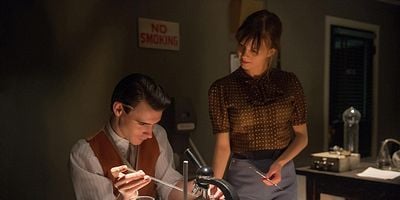 Cartel de The Prisoner's Dilemma