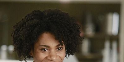 Cartel de Un rompecabezas a falta de una pieza