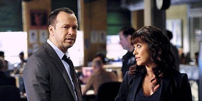 Cartel de Burning Bridges