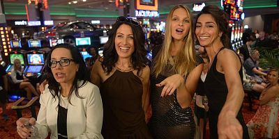 Cartel de Rule #33: When in Doubt, Run Away