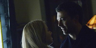 Cartel de Divine Move