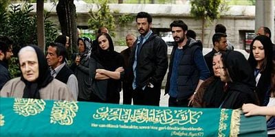 Cartel de Kara Para Aşk 46.Bölüm