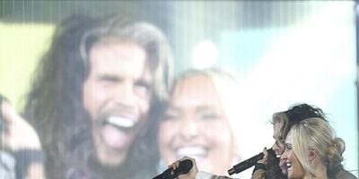 Cartel de Can't Let Go