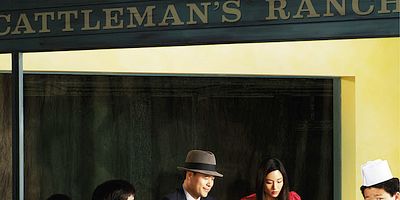 Cartel de Family Business Trip