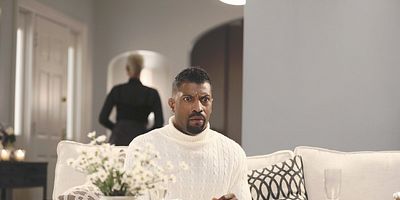 Cartel de Charlie In Charge