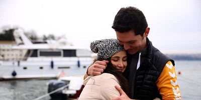 Cartel de Kırgın Çiçekler 31.Bölüm