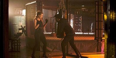 Cartel de An Old Friend Calls