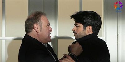 Cartel de Kara Sevda 23.Bölüm