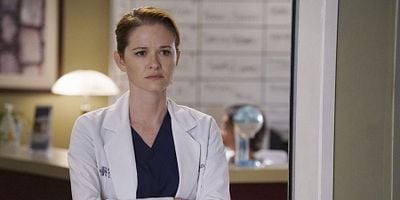 Cartel de Tranquila, mamá, solo estoy sangrando