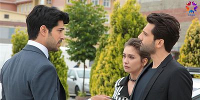 Cartel de Kara Sevda 32.Bölüm