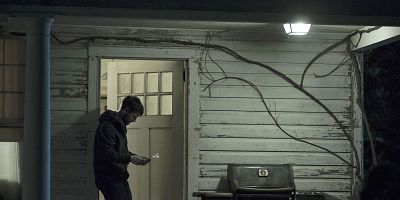 Cartel de All Alone Now