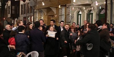 Cartel de Hangimiz Sevmedik 1.Bölüm