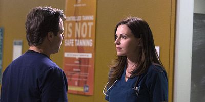 Cartel de Between a Rock and a Hard Place