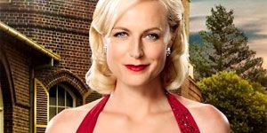 Cartel de Own Worst Enemy