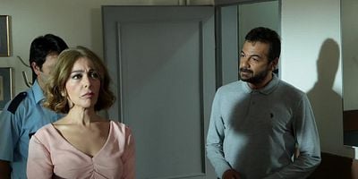 Cartel de Kara Sevda 36.Bölüm