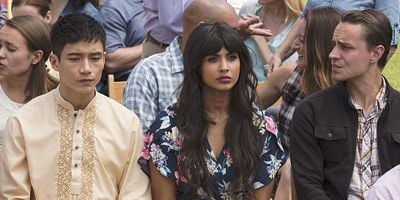 Cartel de What We Owe To Eachother