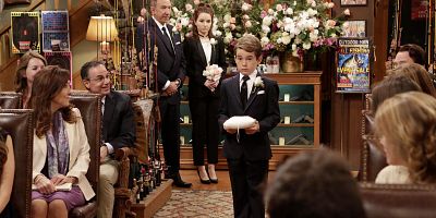 Cartel de Bridezilla vs. The Baxters