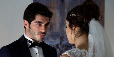 Cartel de Aşk Laftan Anlamaz 18.Bölüm