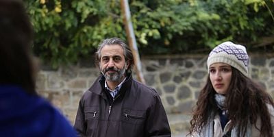 Cartel de Kırgın Çiçekler 65.Bölüm