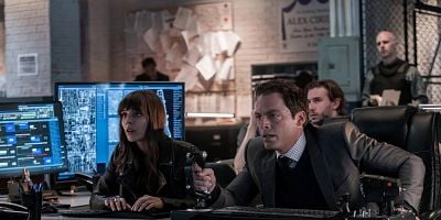 Cartel de Personal Matters