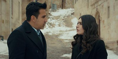 Cartel de Aşk ve Mavi 9.Bölüm