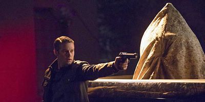 Cartel de The Simple Intimacy of the Near Touch