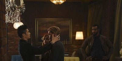 Cartel de By the Light of Dawn