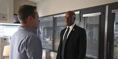 Cartel de The End of the Beginning