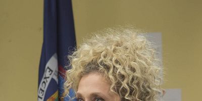 Cartel de Kimmy Goes to College!