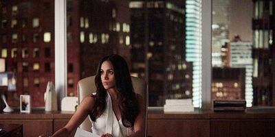 Cartel de The Statue