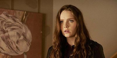 Cartel de This Isn't Real