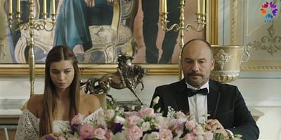 Cartel de Fazilet Hanım ve Kızları 14.Bölüm