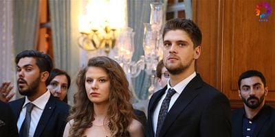 Cartel de Fazilet Hanım ve Kızları 18.Bölüm