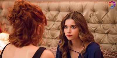 Cartel de Fazilet Hanım ve Kızları 22.Bölüm