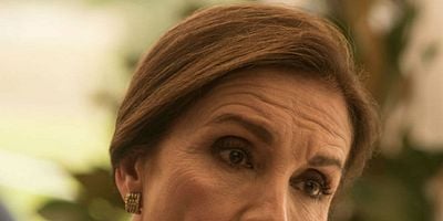 Cartel de Una familia feliz