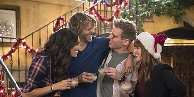 Cartel de All Is Bright