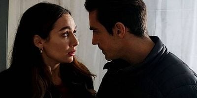 Cartel de Siyah Beyaz Aşk 8.Bölüm