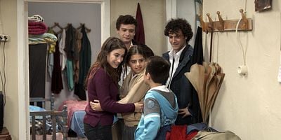 Cartel de Bizim Hikaye 14.Bölüm