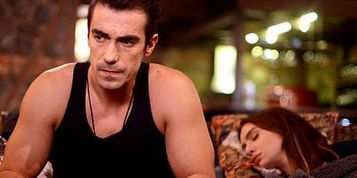 Cartel de Siyah Beyaz Aşk 10.Bölüm