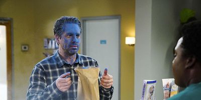 Cartel de Emergency Interview Driving Lunch