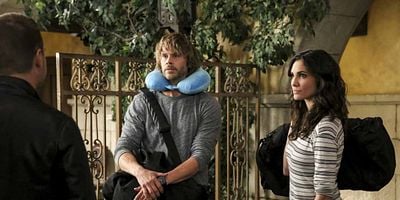 Cartel de Cac Tu Nhan