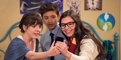 Cartel de Locked Down