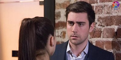 Cartel de Fazilet Hanım ve Kızları 40.Bölüm